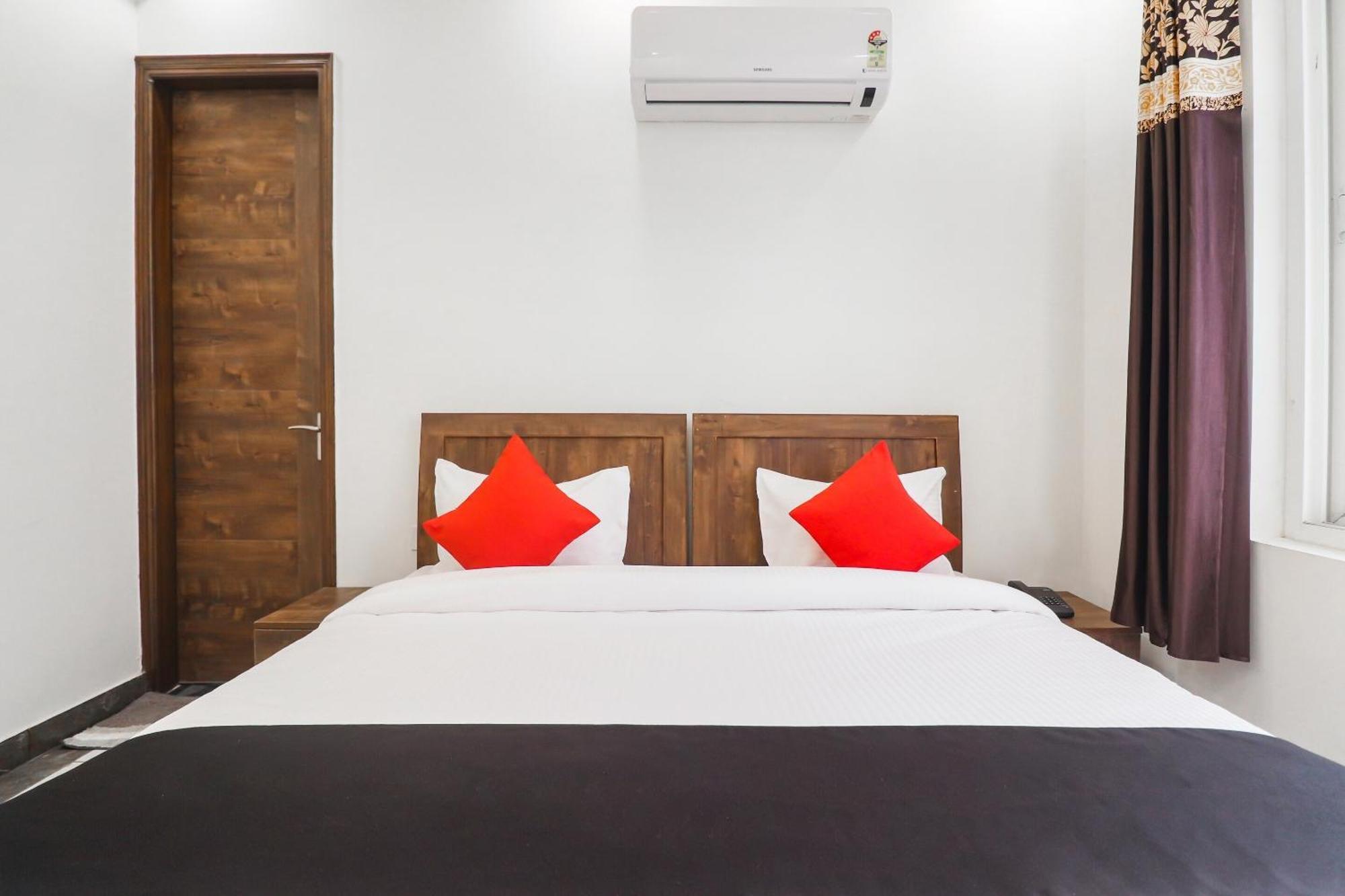 Collection O Green Leaf Residency Gurgaon Exterior photo